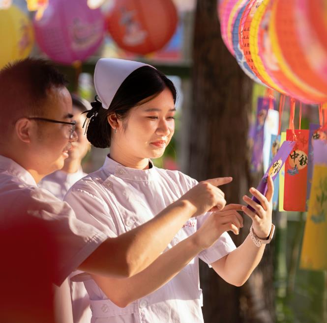 花好月圓，情暖中秋|萬(wàn)載縣人民醫(yī)院舉行慶祝中秋節(jié)系列活動(dòng)